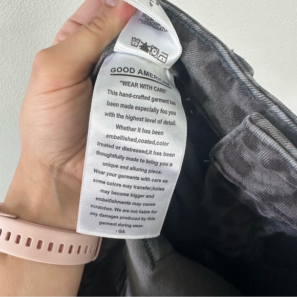 Good American Good Legs Animal Print Jeans - Picture 10 of 10